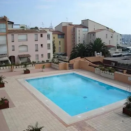 Superbe Spacieux, Sur Le Centre Port, A 15min De La Mer Avec Piscine - Cap D'agde - Ref Ric 32 Apartmán Agde
